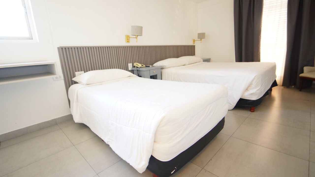 Habitación Triple - Hotel Metropol Tucumán - Imagen 3