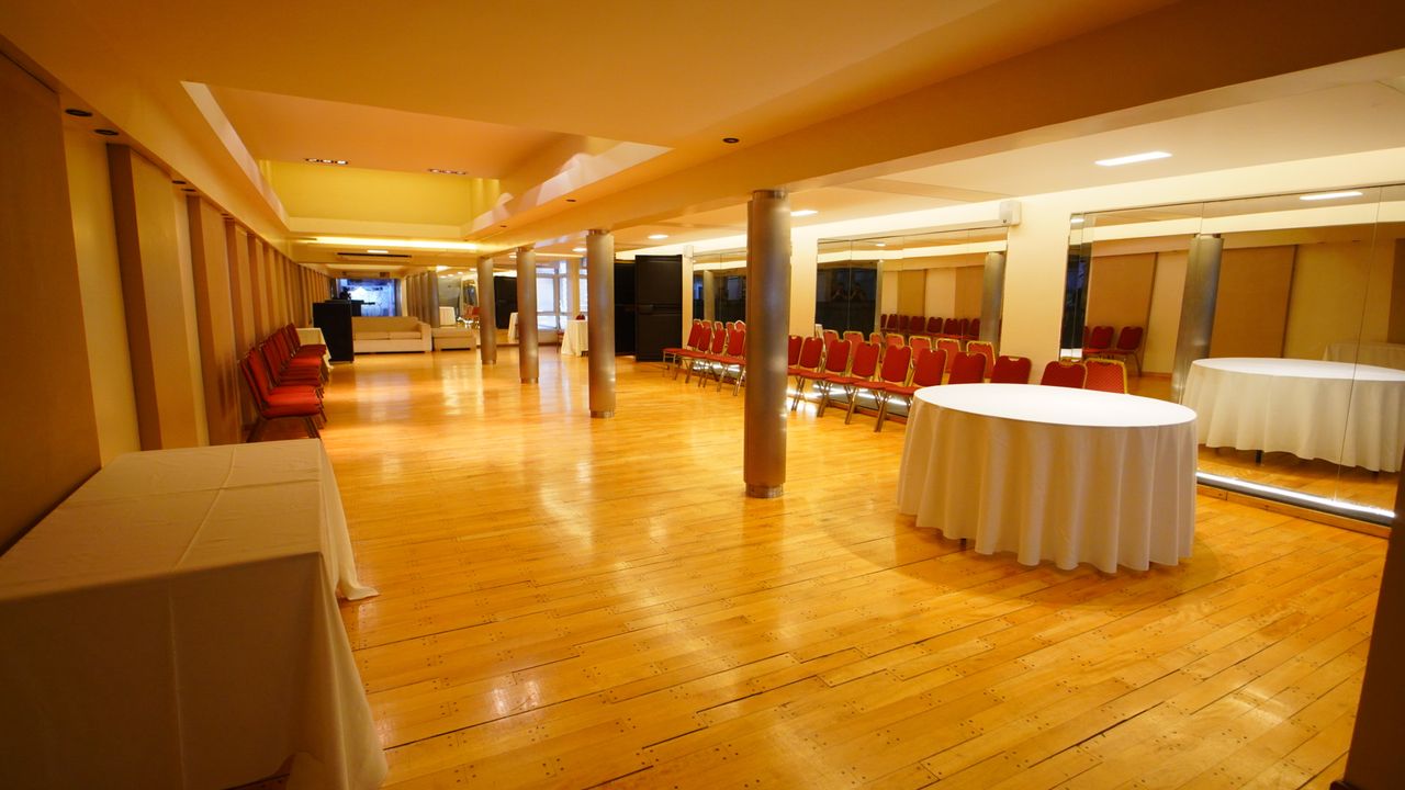 Salas de Convenciones Hotel Metropol - Espacios para eventos corporativos y conferencias en Tucumán - Imagen 2